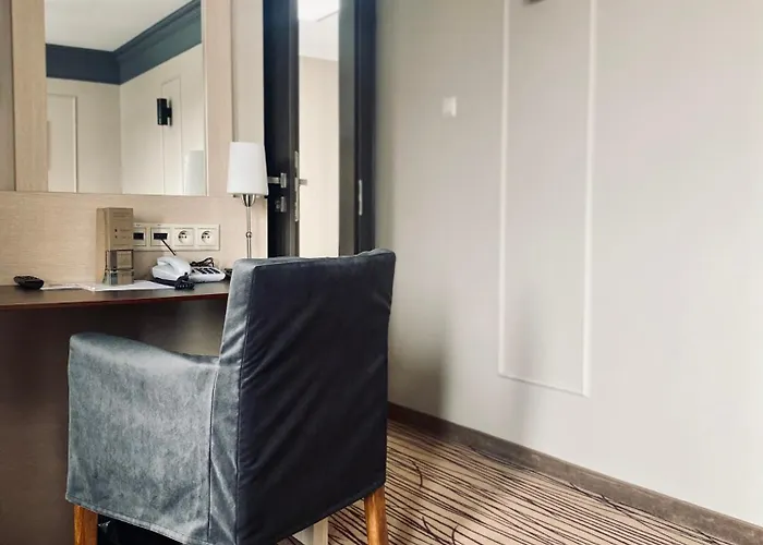 Natura Business&spa 호텔 4*